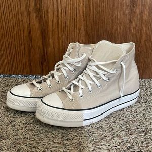 Platform converse, size 10.5 women’s
